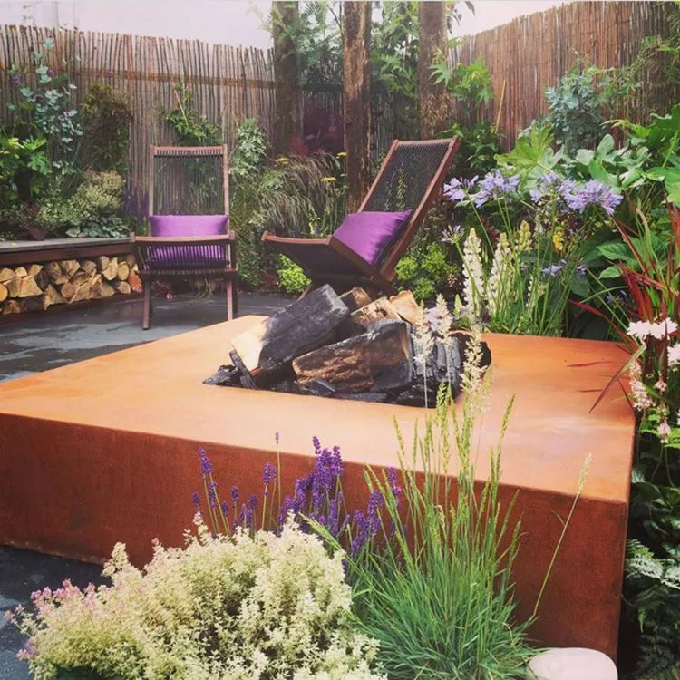 Feuerschale aus Cortenstahl